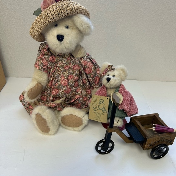 Boyd's Bears - T.J.'s Best Dressed Collection - 20th Anniversary - Picture 1 of 16
